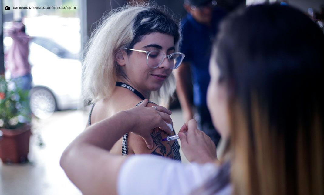 DF tem ações especiais de vacinação neste sábado (21)