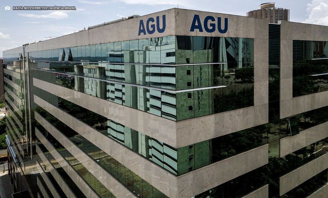 AGU defende no STF que apenas médicos realizem abortos legais