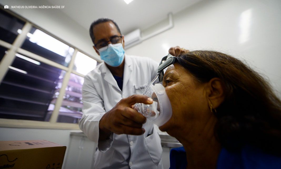 Saúde do DF inicia entrega de equipamentos domiciliares para pacientes com problemas respiratórios