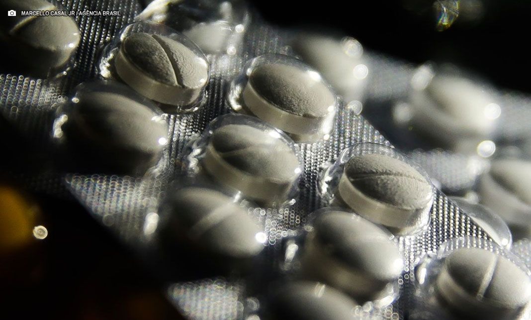 Câmara aprova regras para comercialização de remédios em supermercados