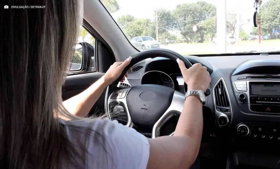 Mulheres são minoria dos condutores envolvidos em sinistros fatais no DF