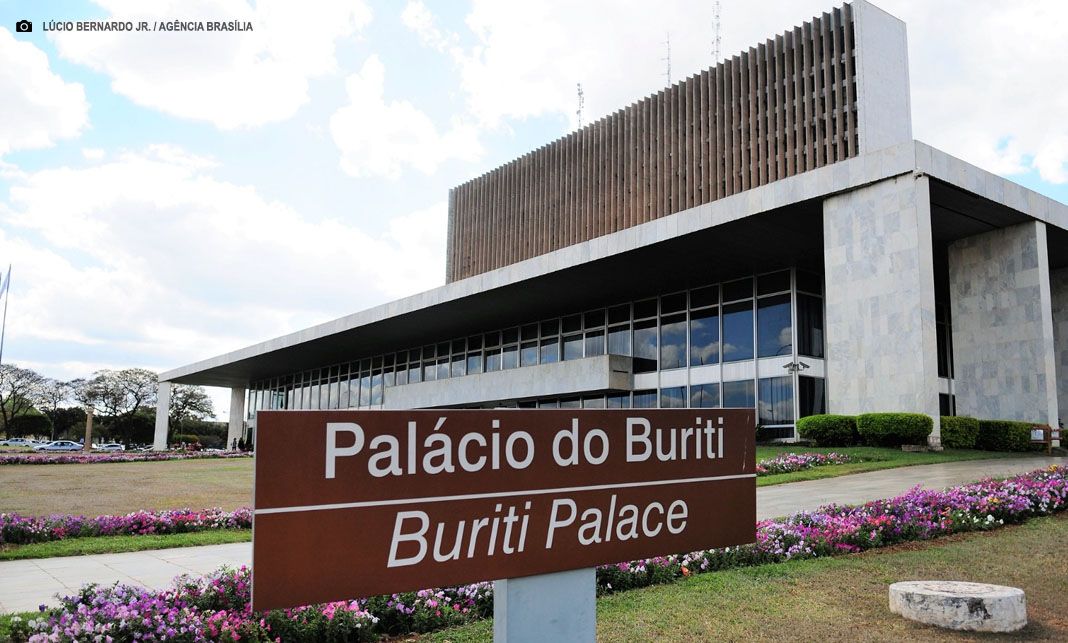 Mulheres são maioria no serviço público do DF e ampliam presença na liderança do governo