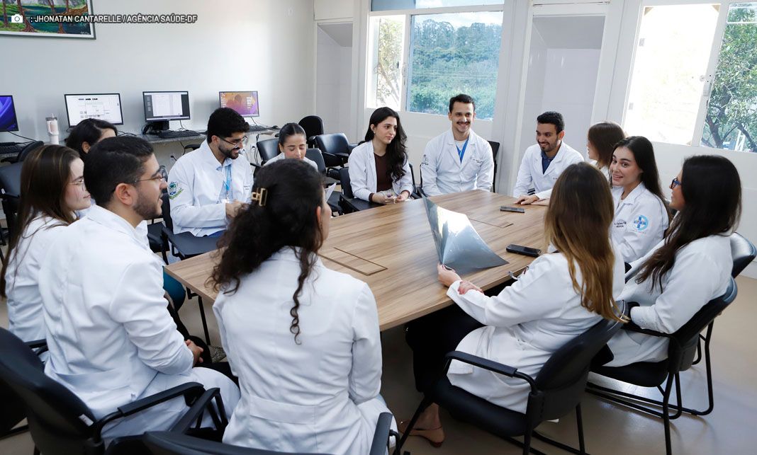 Saúde do DF abre processo seletivo para preceptoria em programas de residência médica