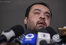 Com placar de 2 a 0 pela cassação de Cláudio Castro, ministro do TSE suspende julgamento