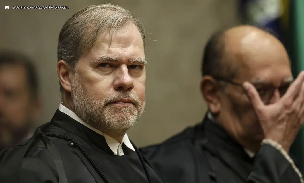 Toffoli se declara suspeito e deixa julgamento de banqueiro e relatoria da CPI do Banco Master