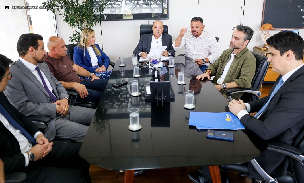 Ibaneis Rocha propõe reajuste no pagamento do serviço voluntário de agentes socioeducativos, bombeiros e policiais civis, militares e penais