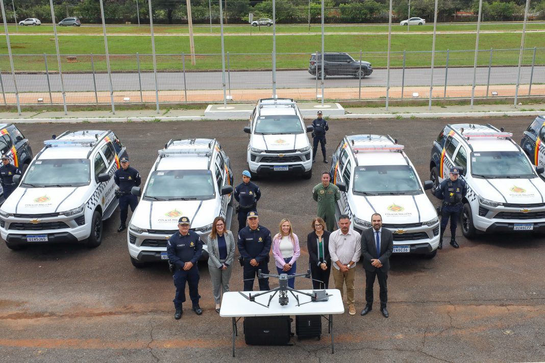 Celina Leão entrega novas viaturas e drone à PMDF para reforço da Segurança Pública do DF