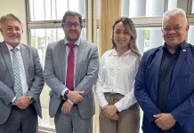 Representantes do Sindate-DF se reúnem com o Coordenador do CEJUSC de 2º Grau do TRT-10 para tratar da Convenção Coletiva de Trabalho