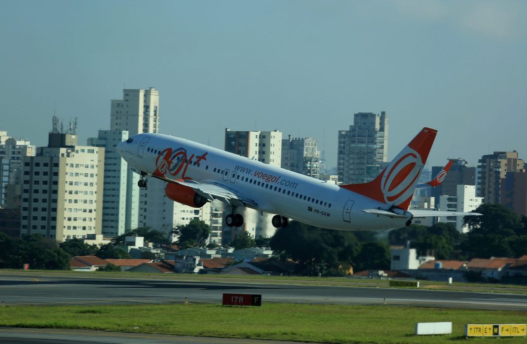 Petrobras reajusta querosene de aviação Petrobras reajusta querosene de aviação