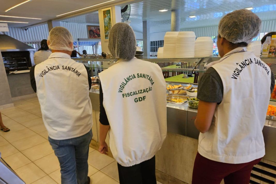 Vigilância Sanitária intensifica fiscalização para garantir segurança no Dia das Mães Vigilância Sanitária intensifica fiscalização para garantir segurança no Dia das Mães