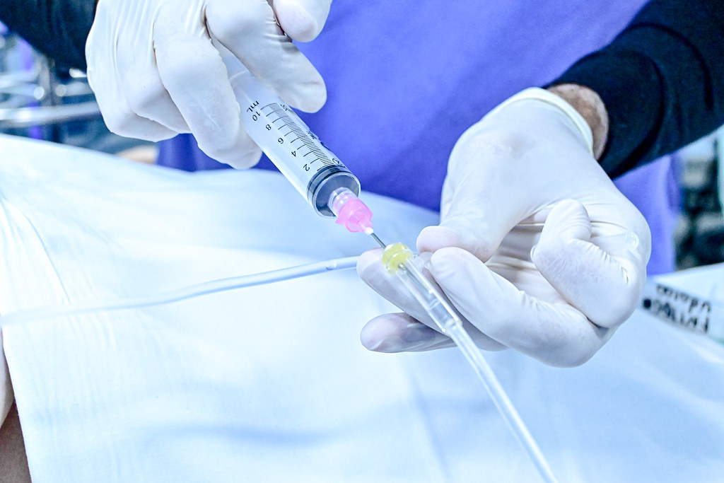 Salários de até R$ 16 mil: IGESDF abre processos seletivos para médico intensivista e farmacêutico hospitalar Salários de até R$ 16 mil: IGESDF abre processos seletivos para médico intensivista e farmacêutico hospitalar