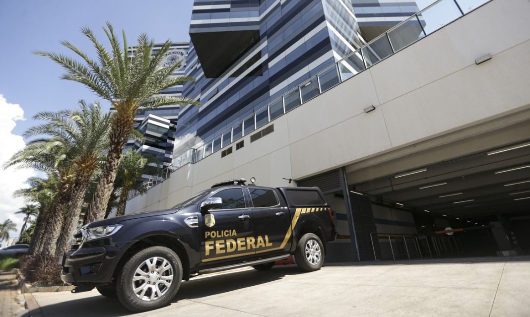 INSS: Polícia Federal e CGU investigam descontos não autorizados de pensionistas INSS: Polícia Federal e CGU investigam descontos não autorizados de pensionistas