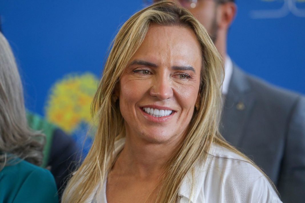 Celina Leão é internada em Brasília Celina Leão é internada em Brasília