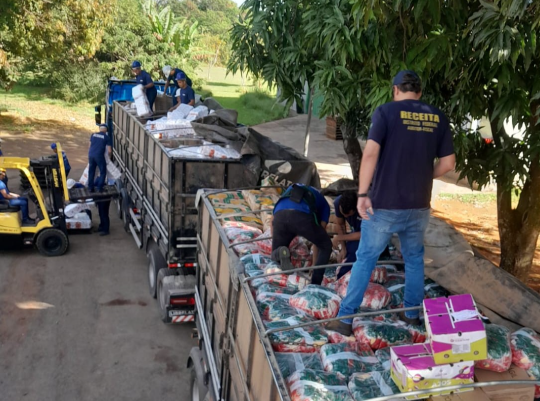 Em sete dias, fiscalização apreende R$ 2,6 milhões em mercadorias irregulares Em sete dias, fiscalização apreende R$ 2,6 milhões em mercadorias irregulares