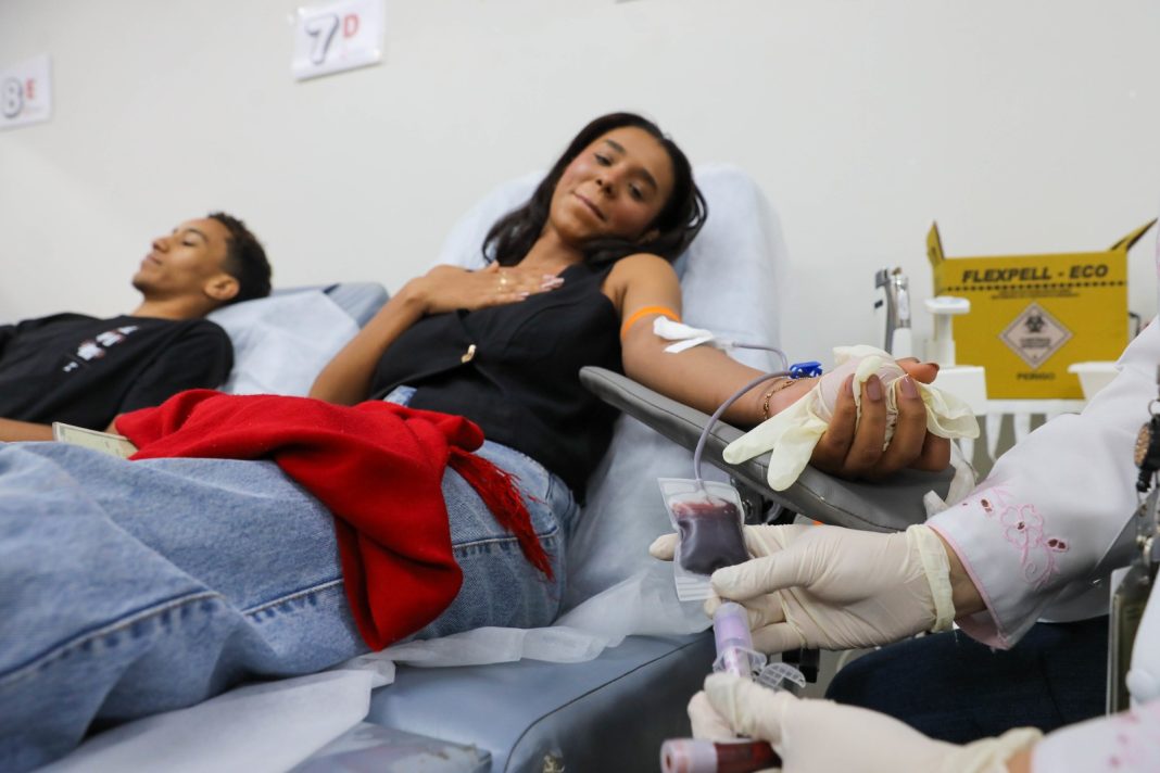 Campanha Junho Vermelho levará doação de sangue à Praça do Buriti Campanha Junho Vermelho levará doação de sangue à Praça do Buriti