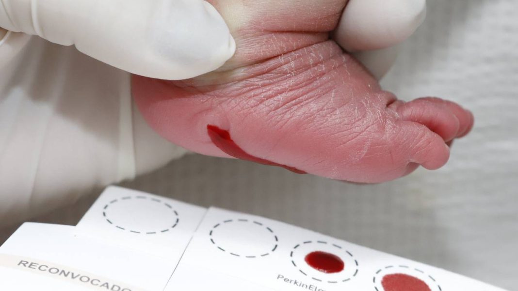 Diagnóstico precoce pelo Teste do Pezinho transforma a vida de crianças com doenças raras Diagnóstico precoce pelo Teste do Pezinho transforma a vida de crianças com doenças raras
