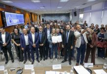 Celina Leão encaminha à CLDF projeto sobre acolhimento humanizado e internação involuntária