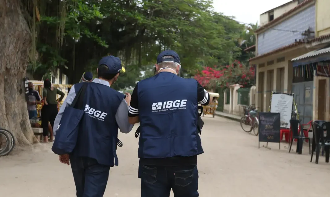 IBGE abre inscrições em seleção para 8,2 mil vagas de nível médio IBGE abre inscrições em seleção para 8,2 mil vagas de nível médio