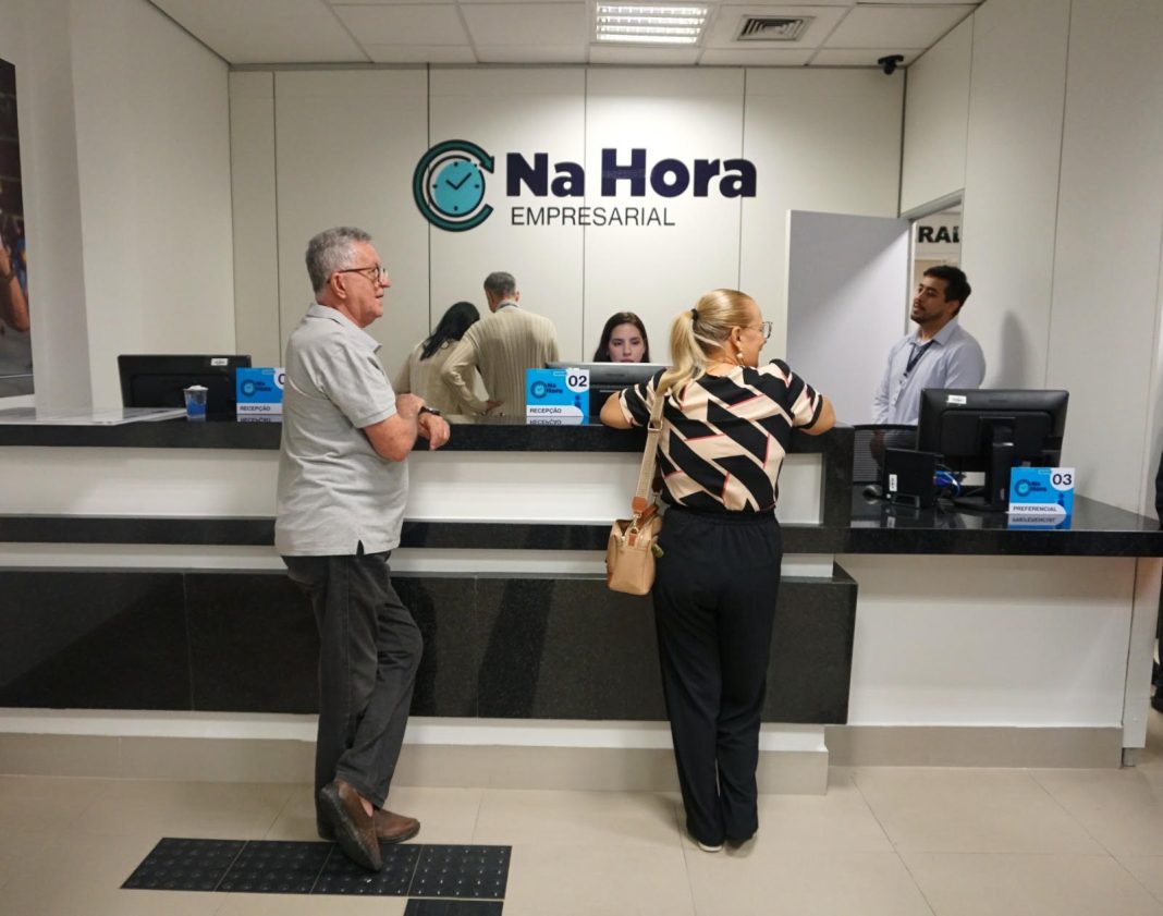 Na Hora Empresarial ultrapassa 30 mil atendimentos em pouco mais de quatro meses e facilita a vida de empreendedores do DF Na Hora Empresarial ultrapassa 30 mil atendimentos em pouco mais de quatro meses e facilita a vida de empreendedores do DF