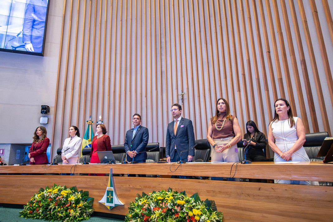 Solenidade na CLDF celebra o Dia da Advocacia Trabalhista Solenidade na CLDF celebra o Dia da Advocacia Trabalhista
