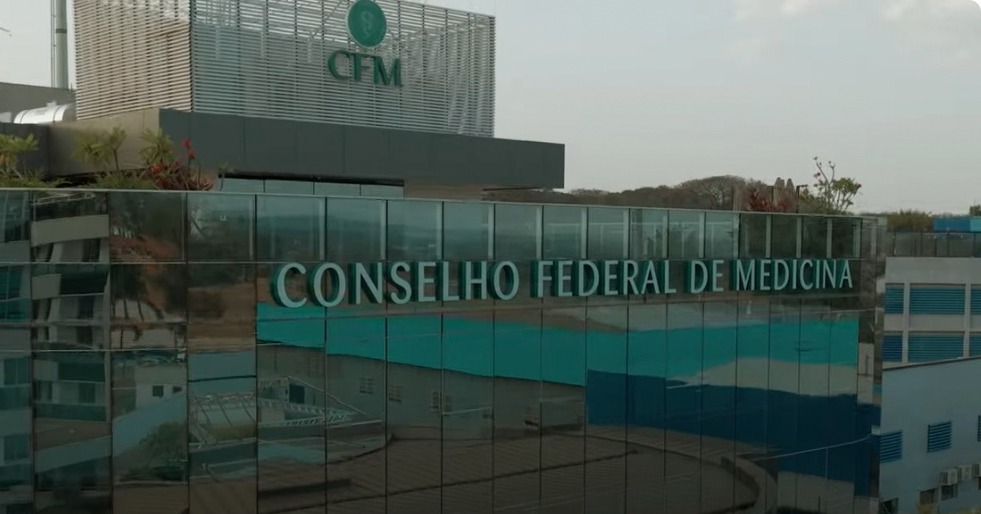 CFM se retrata e reconhece legitimidade da prescrição por enfermeiros CFM se retrata e reconhece legitimidade da prescrição por enfermeiros