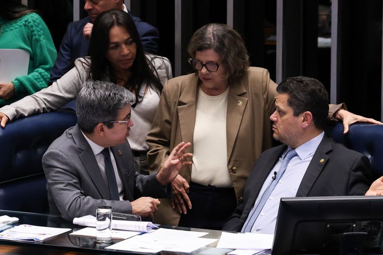 Senado deve votar PEC de aposentadoria de agentes comunitários de saúde e de combate as endemias até 15 de julho Senado deve votar PEC de aposentadoria de agentes comunitários de saúde e de combate as endemias até 15 de julho