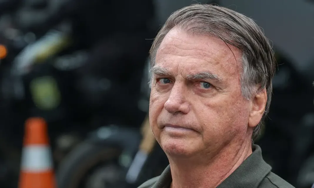 PGR defende manutenção de prisão domiciliar de Bolsonaro PGR defende manutenção de prisão domiciliar de Bolsonaro