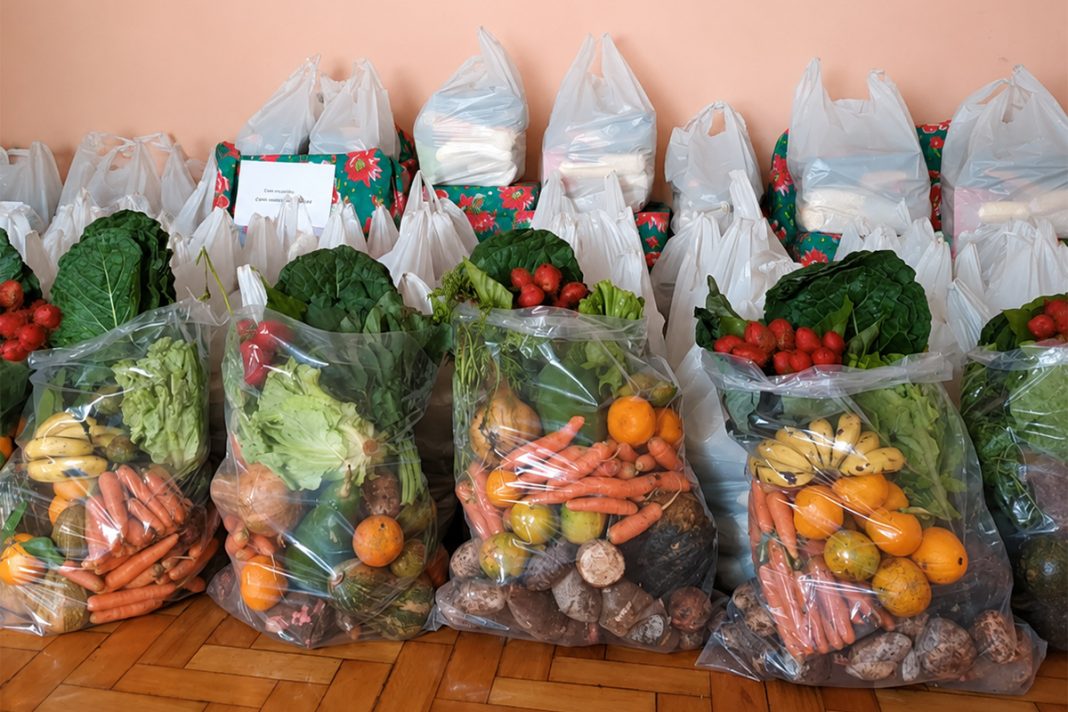 Lei cria programa de alimentação gratuita para as pessoas em situação de vulnerabilidade social Lei cria programa de alimentação gratuita para as pessoas em situação de vulnerabilidade social
