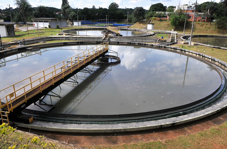 DF ganha novas diretrizes para reúso de água; Lei é fruto da CPI do Rio Melchior DF ganha novas diretrizes para reúso de água; Lei é fruto da CPI do Rio Melchior