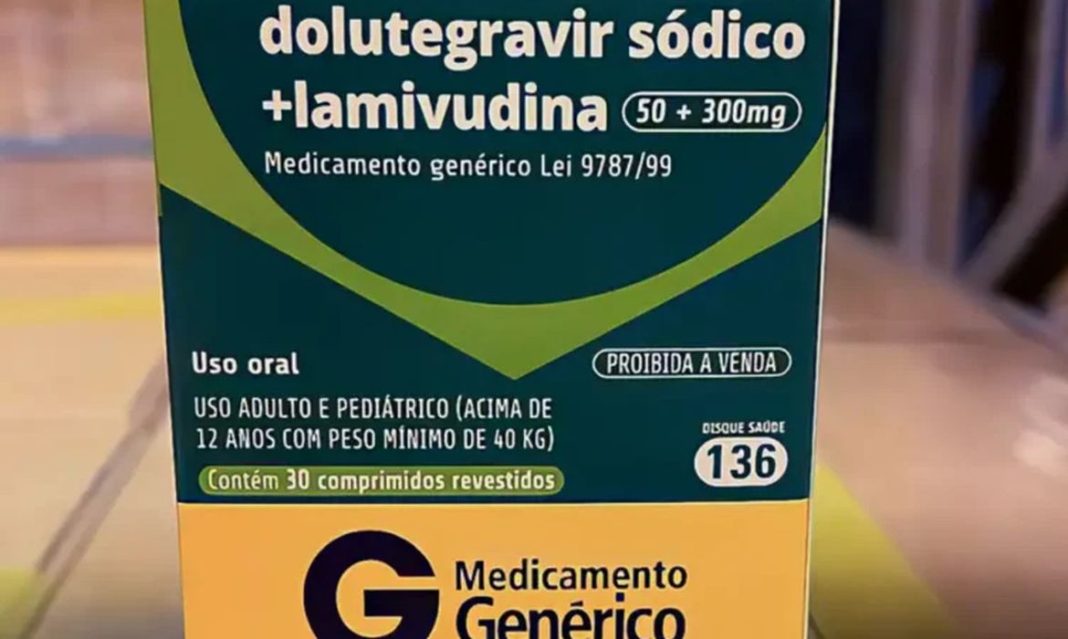 SUS adquire tecnologia para produzir principal medicação contra o HIV SUS adquire tecnologia para produzir principal medicação contra o HIV