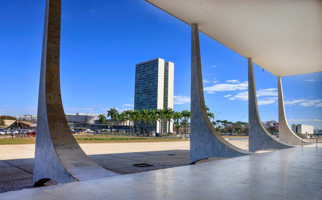STF intima presidentes de 21 partidos políticos a explicar gestão de emendas parlamentares STF intima presidentes de 21 partidos políticos a explicar gestão de emendas parlamentares