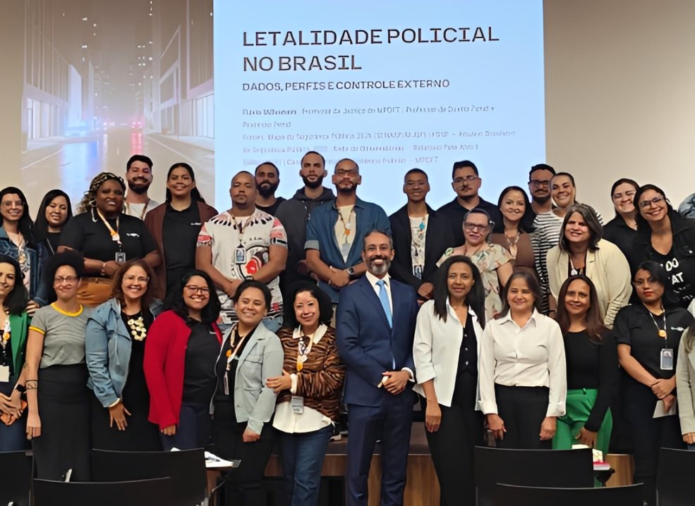 Ouvidoria do MPDFT capacita equipe do Disque 100 sobre violência policial Ouvidoria do MPDFT capacita equipe do Disque 100 sobre violência policial