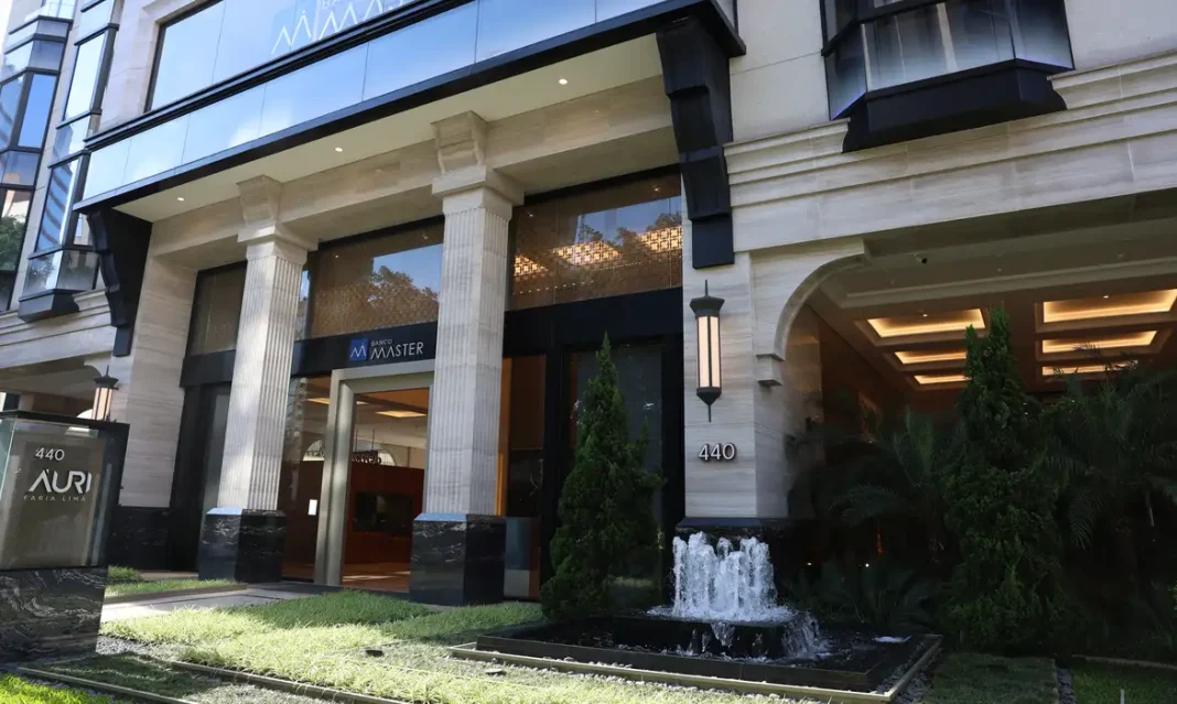 Justiça do Rio determina bloqueio de contas do Banco Master Justiça do Rio determina bloqueio de contas do Banco Master