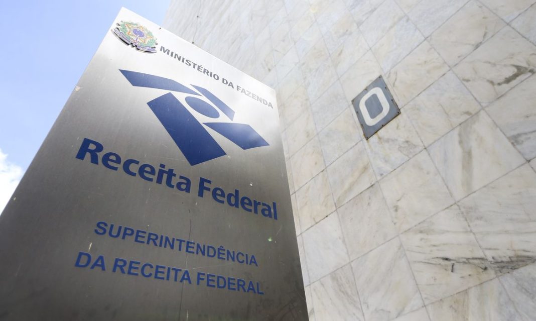 Receita Federal classifica mais 17 empresas como devedoras contumazes Receita Federal classifica mais 17 empresas como devedoras contumazes