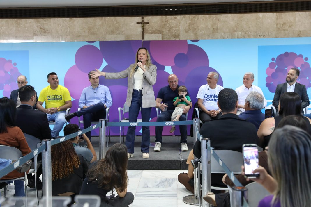 Celina Leão autorização para licitação de 15 novos trens para Metrô-DF Celina Leão autorização para licitação de 15 novos trens para Metrô-DF
