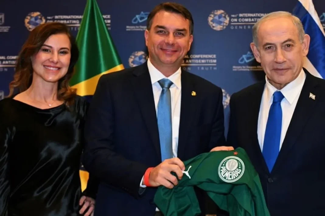 Netanyahu declara apoio a candidatura de Flávio Bolsonaro em convenção Netanyahu declara apoio a candidatura de Flávio Bolsonaro em convenção