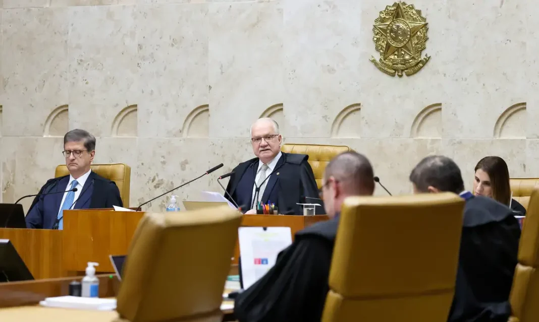 STF derruba restrição a compra de veículos por pessoas com deficiência STF derruba restrição a compra de veículos por pessoas com deficiência