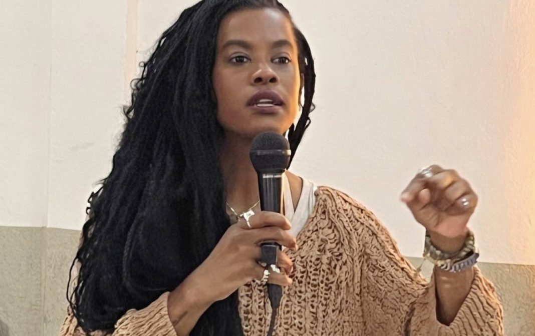Carol Dartora aciona TSE para impedir retrocesso no financiamento de candidaturas negras Carol Dartora aciona TSE para impedir retrocesso no financiamento de candidaturas negras