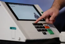 Urnas eletrônicas: Assinatura digital e lacração impedem alteração em sistemas eleitorais