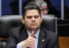 Alcolumbre destrava PEC do fim da escala 6×1 após conversas com Lula