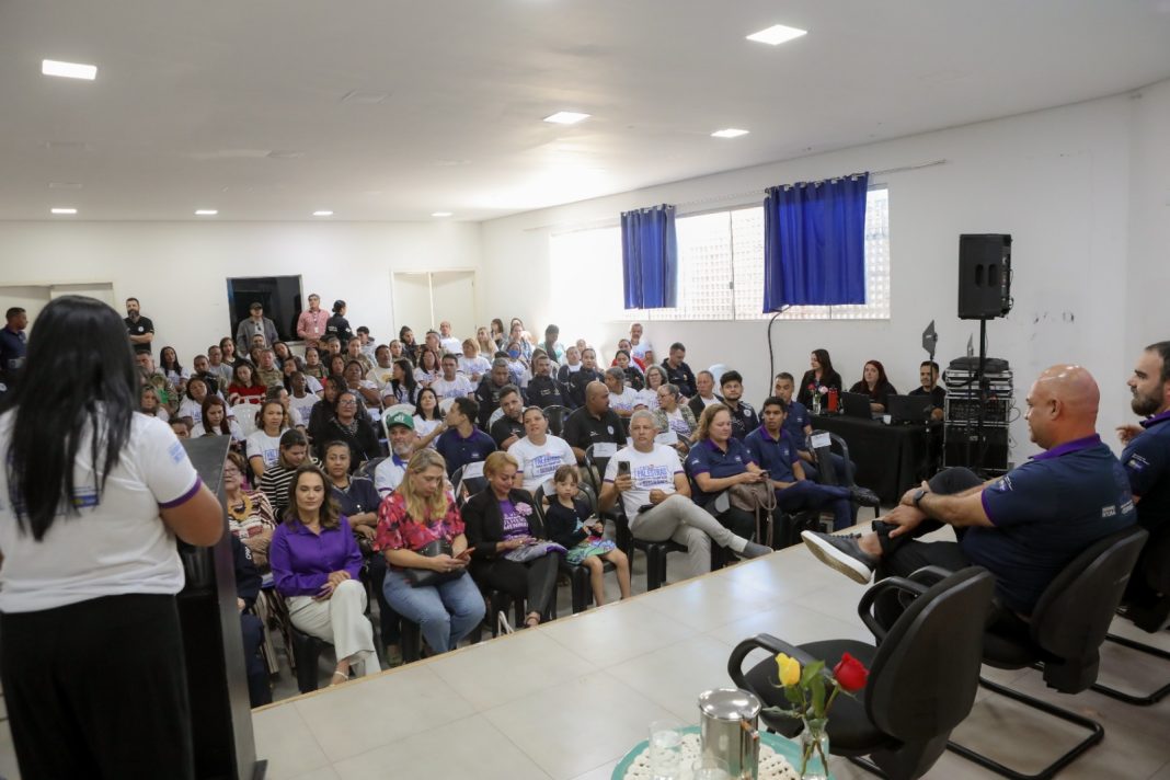 Conselho de Segurança leva orientações sobre prevenção à violência doméstica à comunidade de Taguatinga Conselho de Segurança leva orientações sobre prevenção à violência doméstica à comunidade de Taguatinga