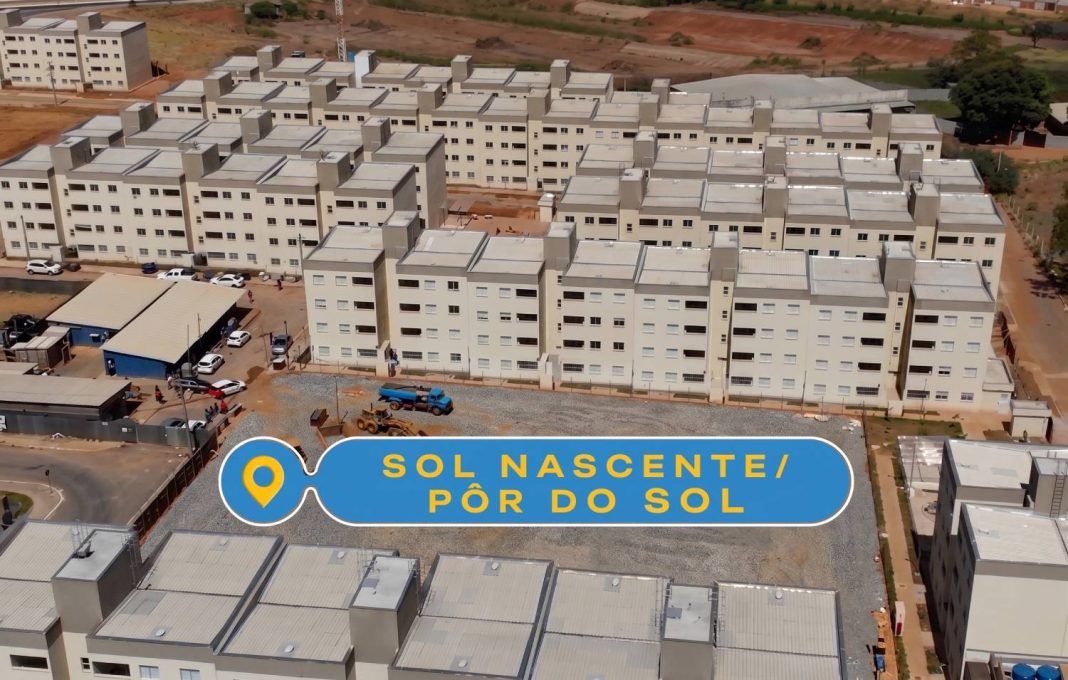 Celina Leão visita obra das 556 unidades habitacionais à população em vulnerabilidade de Sol Nascente Celina Leão visita obra das 556 unidades habitacionais à população em vulnerabilidade de Sol Nascente
