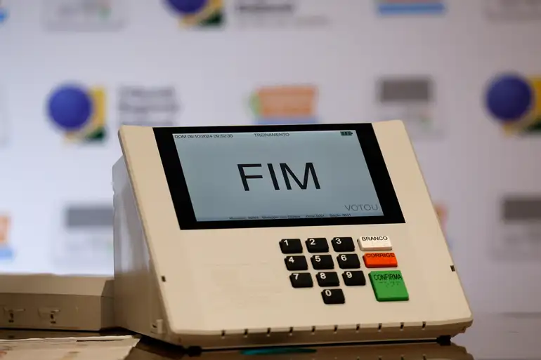 Eleições 2026: Eleitor tem até esta quinta (20) para solicitar voto em trânsito Eleições 2026: Eleitor tem até esta quinta (20) para solicitar voto em trânsito