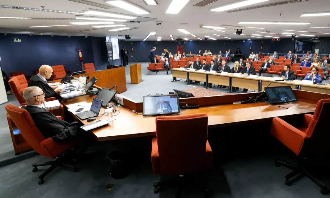 Crime organizado não se combate apenas com penas maiores, diz Alexandre de Moraes Crime organizado não se combate apenas com penas maiores, diz Alexandre de Moraes