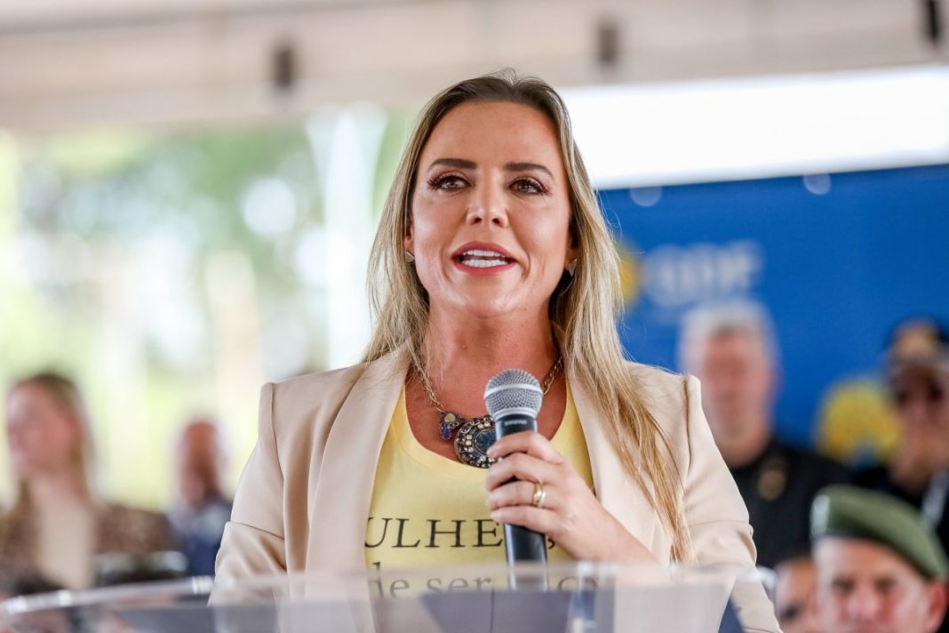 “Reconhecimento”, diz Celina Leão ao obter margem de 14 pontos percentuais a frente de Arruda em pesquisa Quaest “Reconhecimento”, diz Celina Leão ao obter margem de 14 pontos percentuais a frente de Arruda em pesquisa Quaest