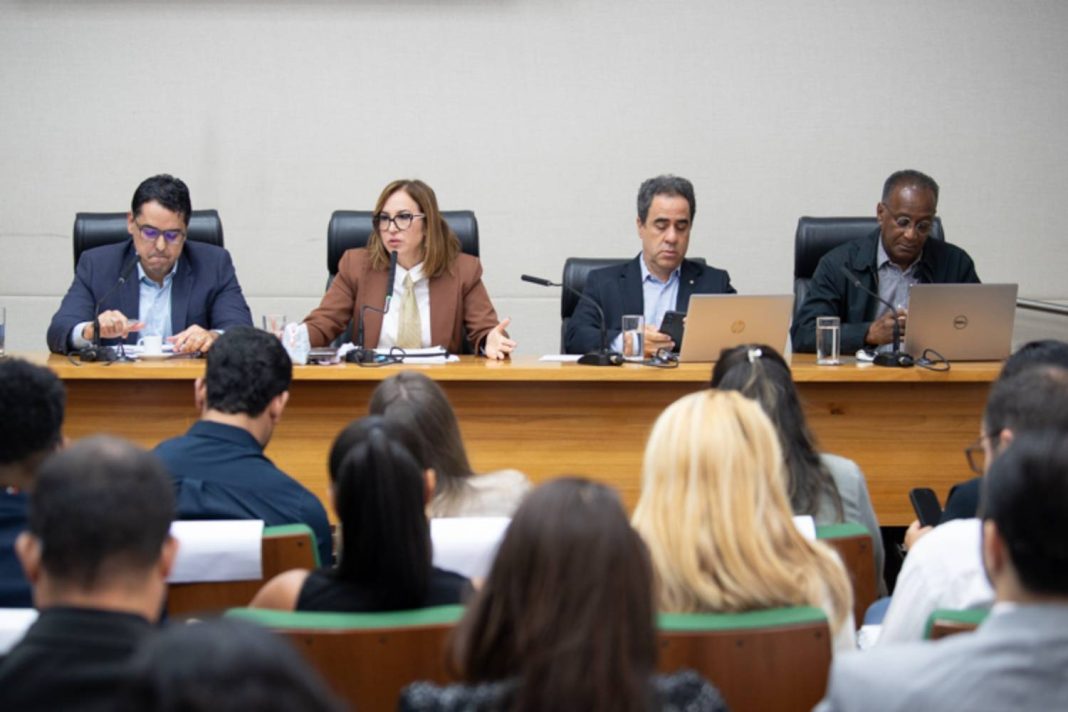Saúde do DF aumenta em 33% os procedimentos cirúrgicos e reduz em 30% o tempo de espera no tratamento de câncer Saúde do DF aumenta em 33% os procedimentos cirúrgicos e reduz em 30% o tempo de espera no tratamento de câncer
