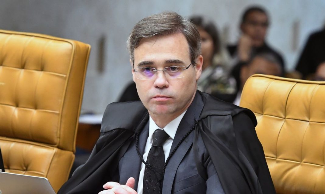 Mendonça diz que deixará sociedade no Instituto Iter Mendonça diz que deixará sociedade no Instituto Iter