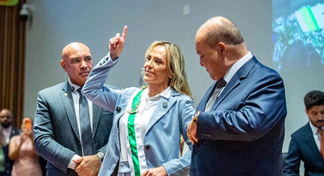 Quaest no DF: Celina lidera com 35%, seguida por Arruda com 18% e Grass com 17% Quaest no DF: Celina lidera com 35%, seguida por Arruda com 18% e Grass com 17%