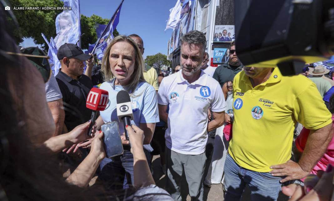 Em campanha em Ceilândia, governadora Celina Leão fala sobre propostas à população da cidade Em campanha em Ceilândia, governadora Celina Leão fala sobre propostas à população da cidade
