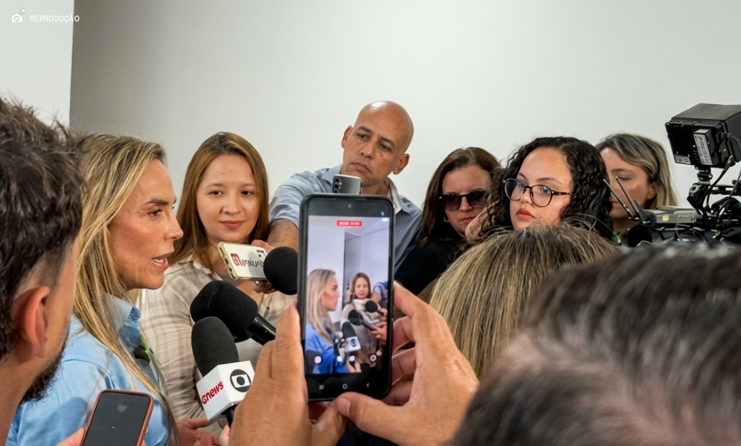 Celina Leão inicia ações do GDF na sua Porta no Gama e ratifiac veto a aumento de tarifa de ônibus Celina Leão inicia ações do GDF na sua Porta no Gama e ratifiac veto a aumento de tarifa de ônibus